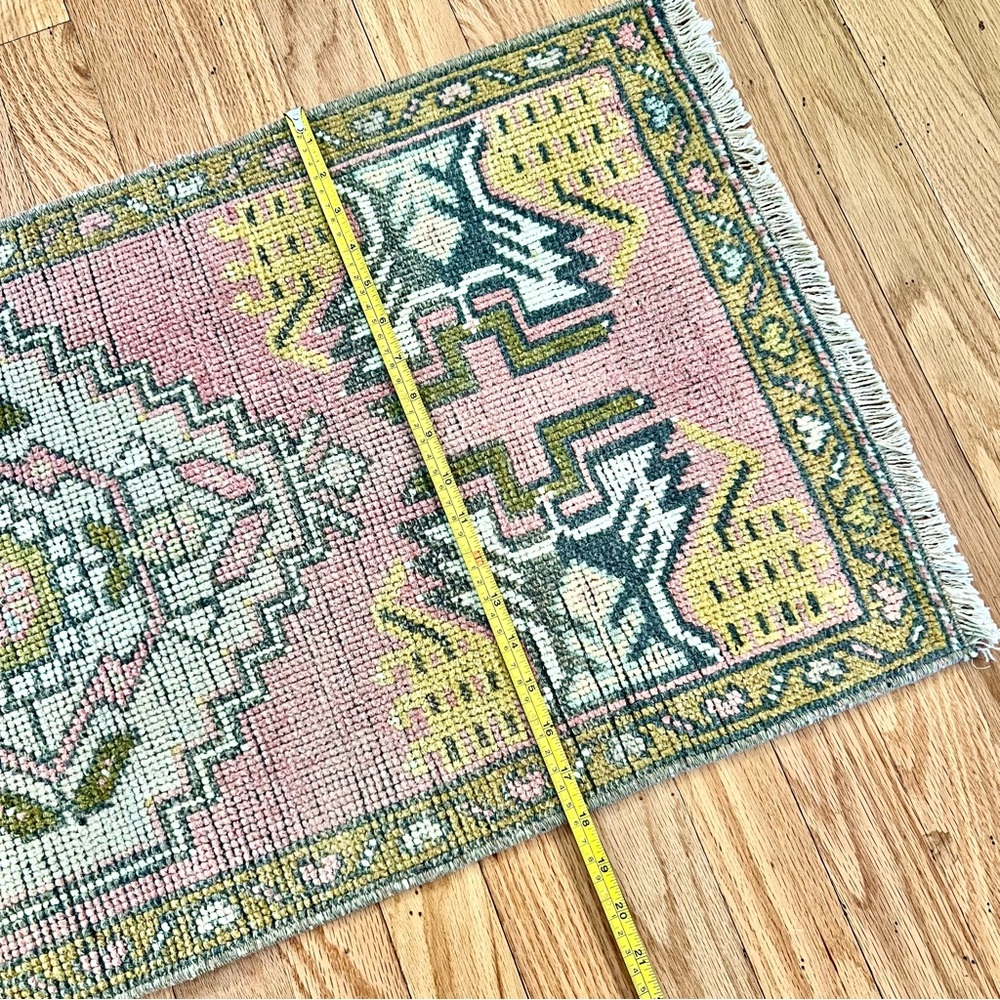 Turkish/Oushak Style Rug - Picture 9 of 11